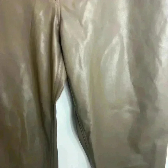ABERCROMBIE 90s straight ultra high rise vegan leather Size 35 - Picture 6 of 16